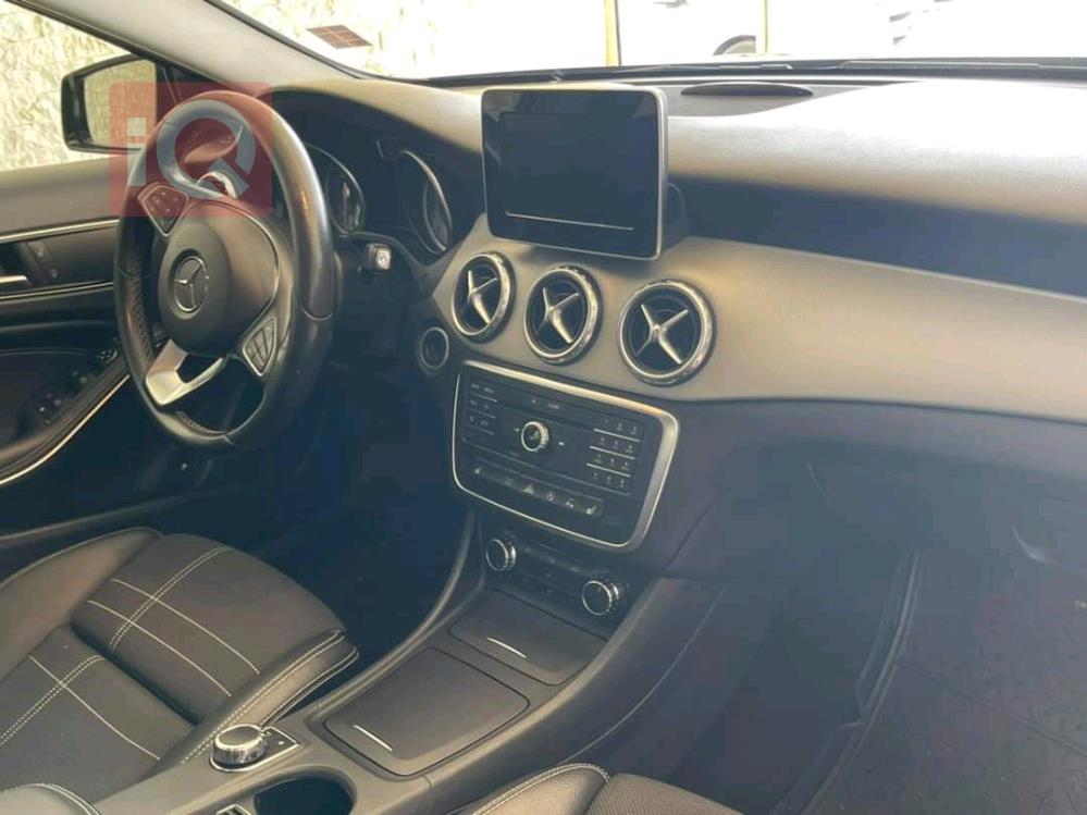 مرسيدس بنز GLA